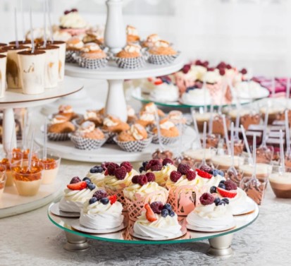 Svatební hostina malá